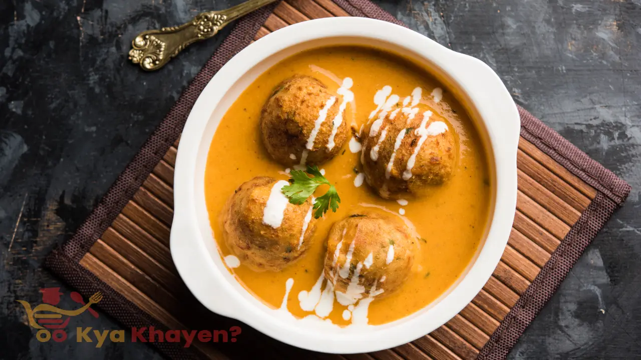 Besan-Paneer Kofta Curry
